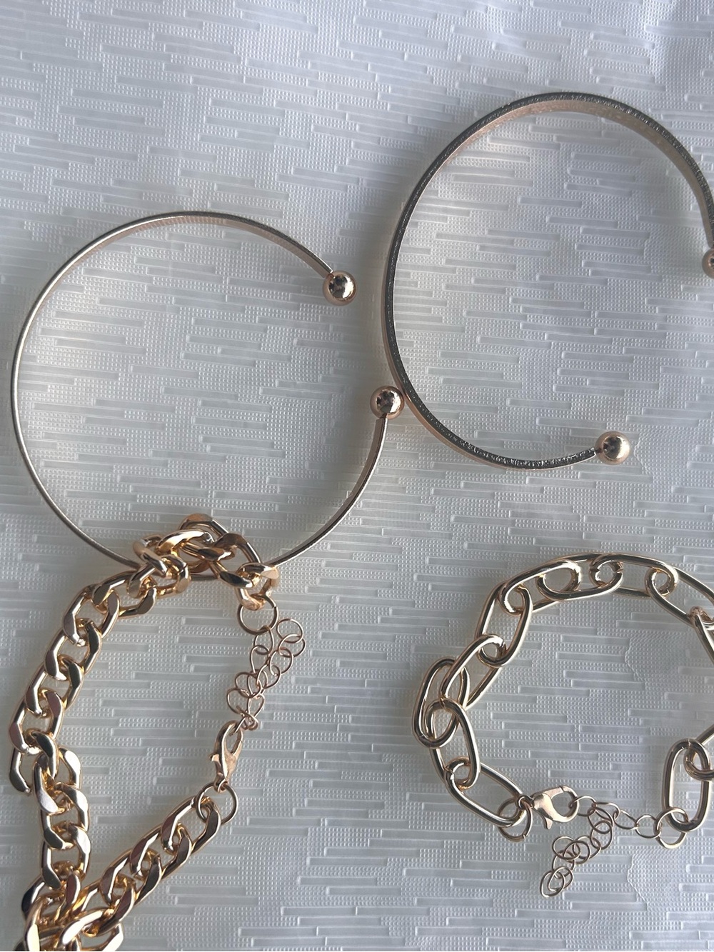 Vivori Jewerly Bracelet Set. Gold tone. New - Picture 4 of 7